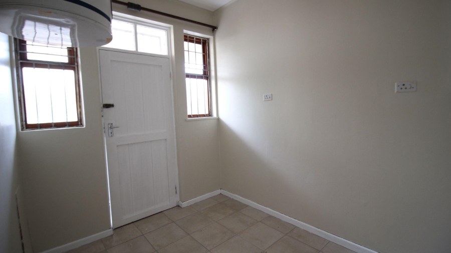 2 Bedroom Property for Sale in Quigney Eastern Cape